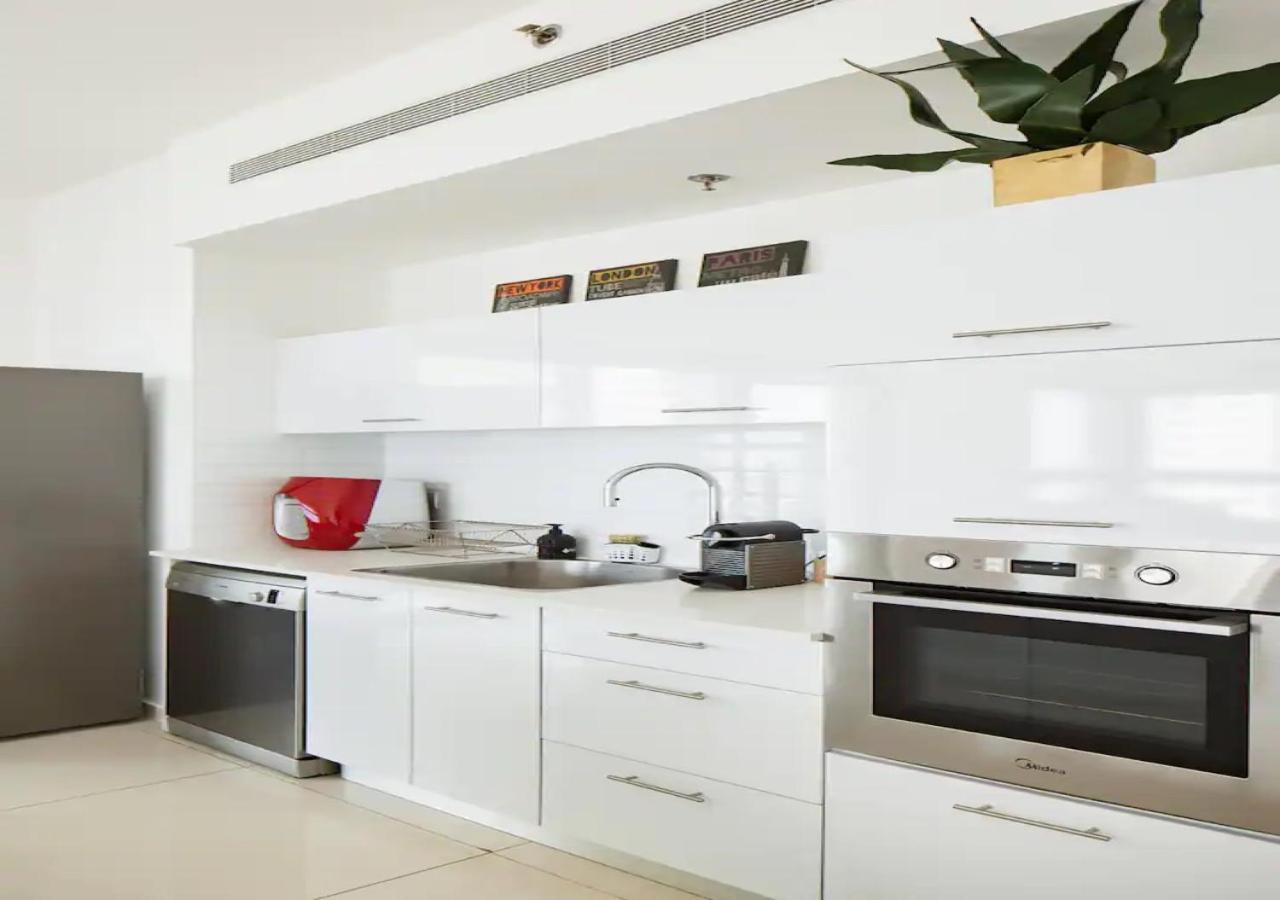 O&O Group- Special Apartment Sea View Luxury Tower Bat Yam Exterior foto