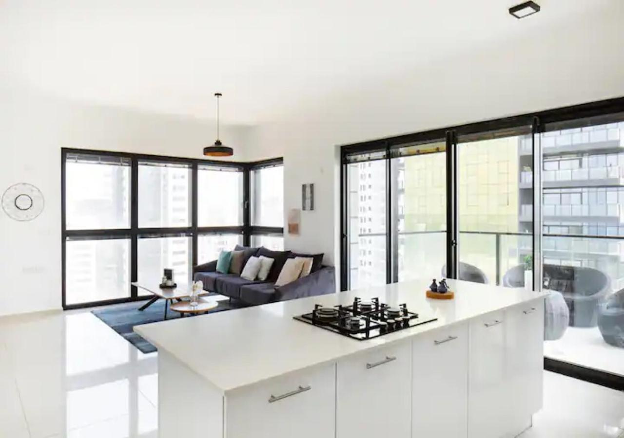 O&O Group- Special Apartment Sea View Luxury Tower Bat Yam Exterior foto