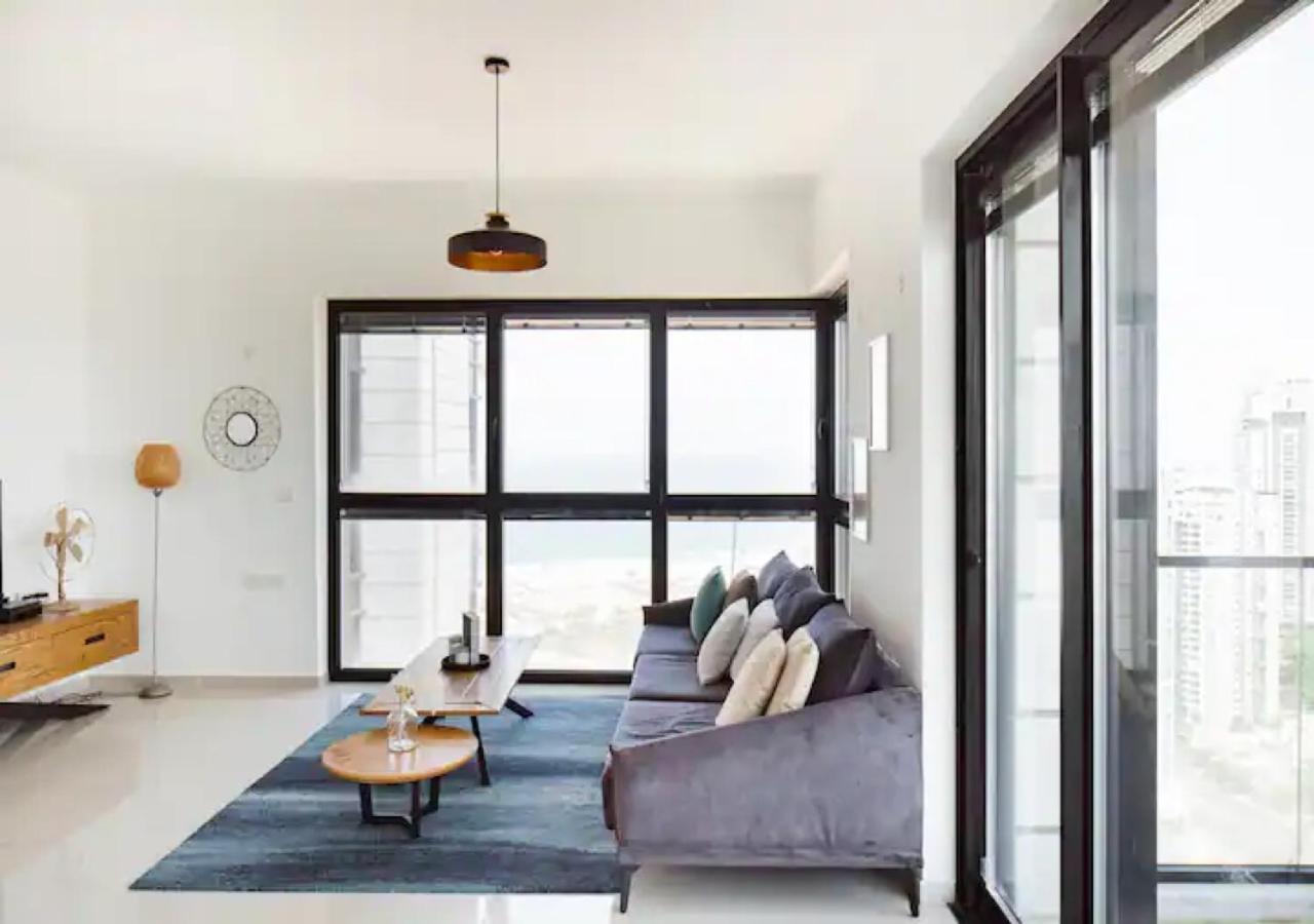 O&O Group- Special Apartment Sea View Luxury Tower Bat Yam Exterior foto