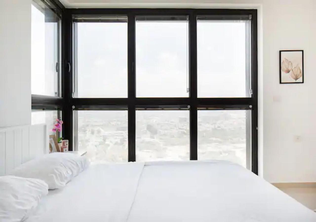 O&O Group- Special Apartment Sea View Luxury Tower Bat Yam Exterior foto